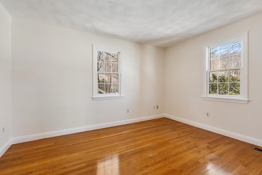 367 Waltham Street, Unit 5 Lexington, MA 02421 - Photo 29 of 40 Gallery Image 29