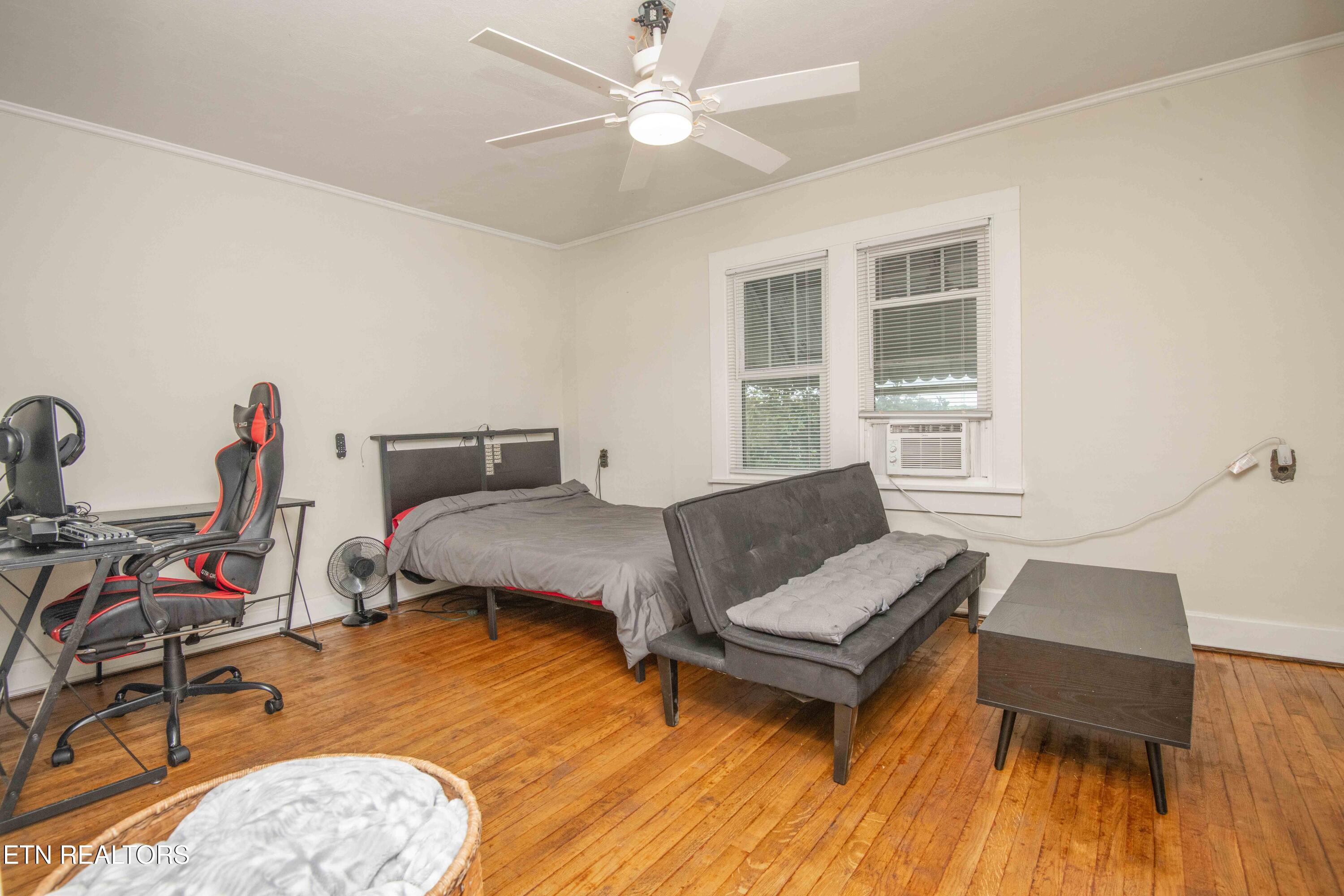 17761 Alberta Street Oneida, TN 37841 - Photo 35 of 56 fourth bed_1
