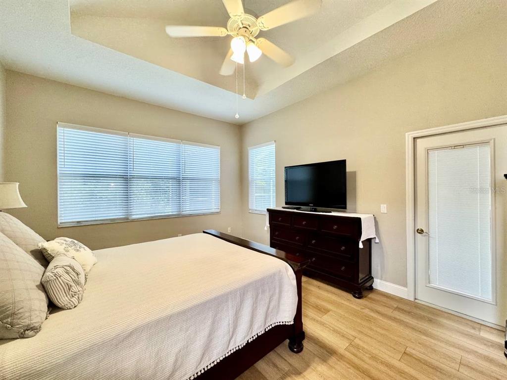 18711 Chaville Road Lutz, FL 33558 - Photo 36 of 72