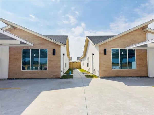 $1,350 | 2304 East Viviana Street, Unit 2, Edinburg, TX 78542