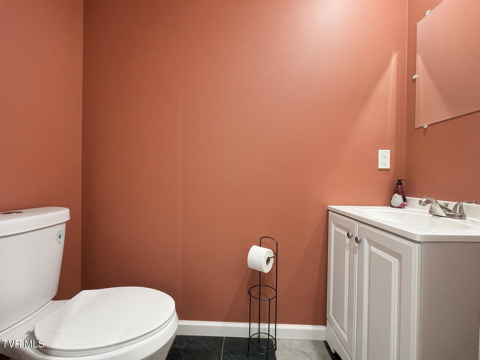 433 Michael Road Trade, TN 37691 - Photo 21 of 32 21 - Half Bath