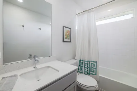 $525,000 | 7316 Daves Landing Drive, Austin, TX 78724