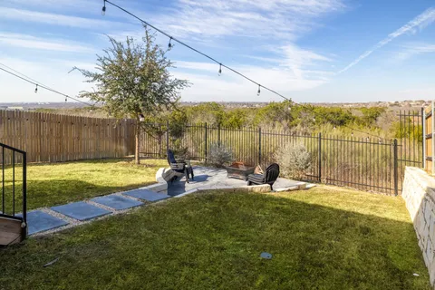 $525,000 | 7316 Daves Landing Drive, Austin, TX 78724