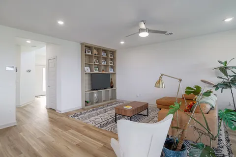 $525,000 | 7316 Daves Landing Drive, Austin, TX 78724