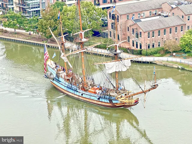 $525,000 | 105 Christina Landing Drive, Unit 1701, Wilmington, DE 19801