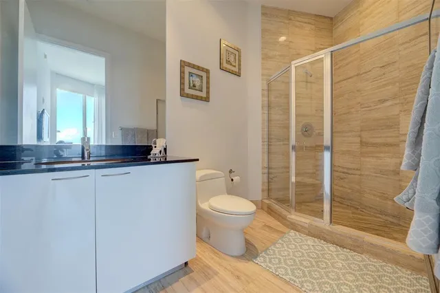 $8,000 | 15901 Collins Avenue, Unit PH4303, Sunny Isles Beach, FL 33160