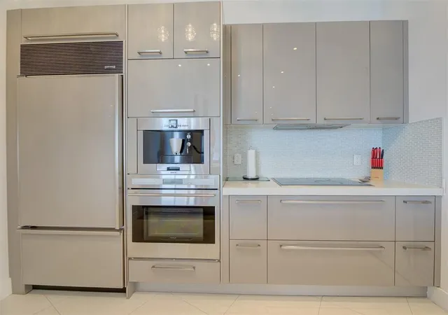 $8,000 | 15901 Collins Avenue, Unit PH4303, Sunny Isles Beach, FL 33160