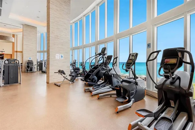 $8,000 | 15901 Collins Avenue, Unit PH4303, Sunny Isles Beach, FL 33160