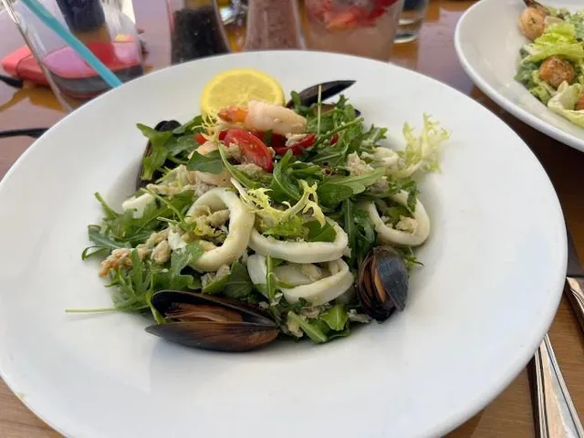 $8,000 | 15901 Collins Avenue, Unit PH4303, Sunny Isles Beach, FL 33160