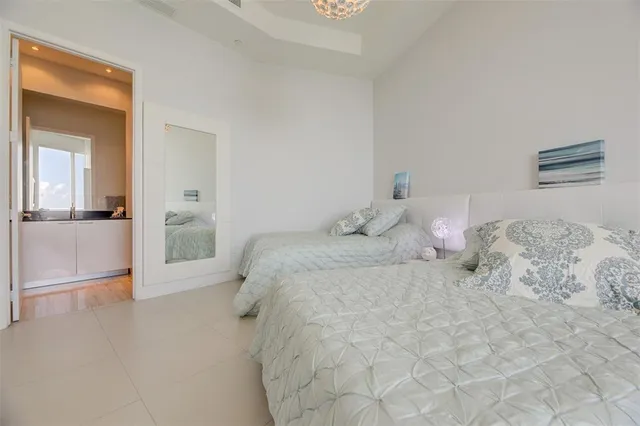 $8,000 | 15901 Collins Avenue, Unit PH4303, Sunny Isles Beach, FL 33160