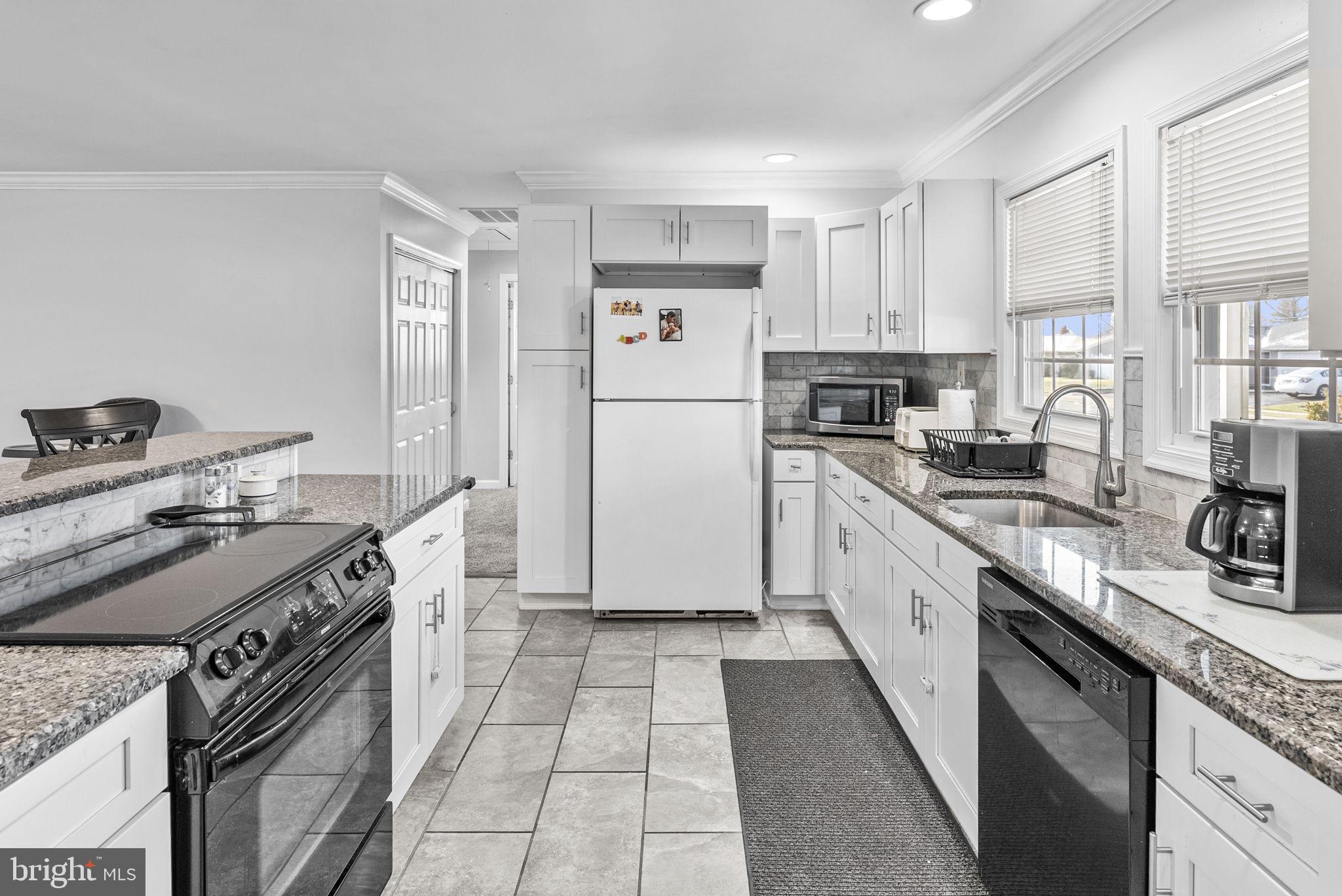 30 Gamewood Road Levittown, PA 19057 - Photo 8 of 29
