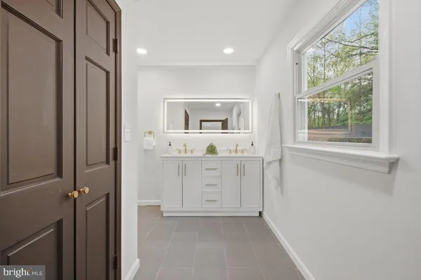 $674,900 | 96 Sandy Ridge Road, Fredericksburg, VA 22405