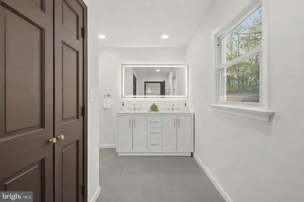 $674,900 | 96 Sandy Ridge Road, Fredericksburg, VA 22405
