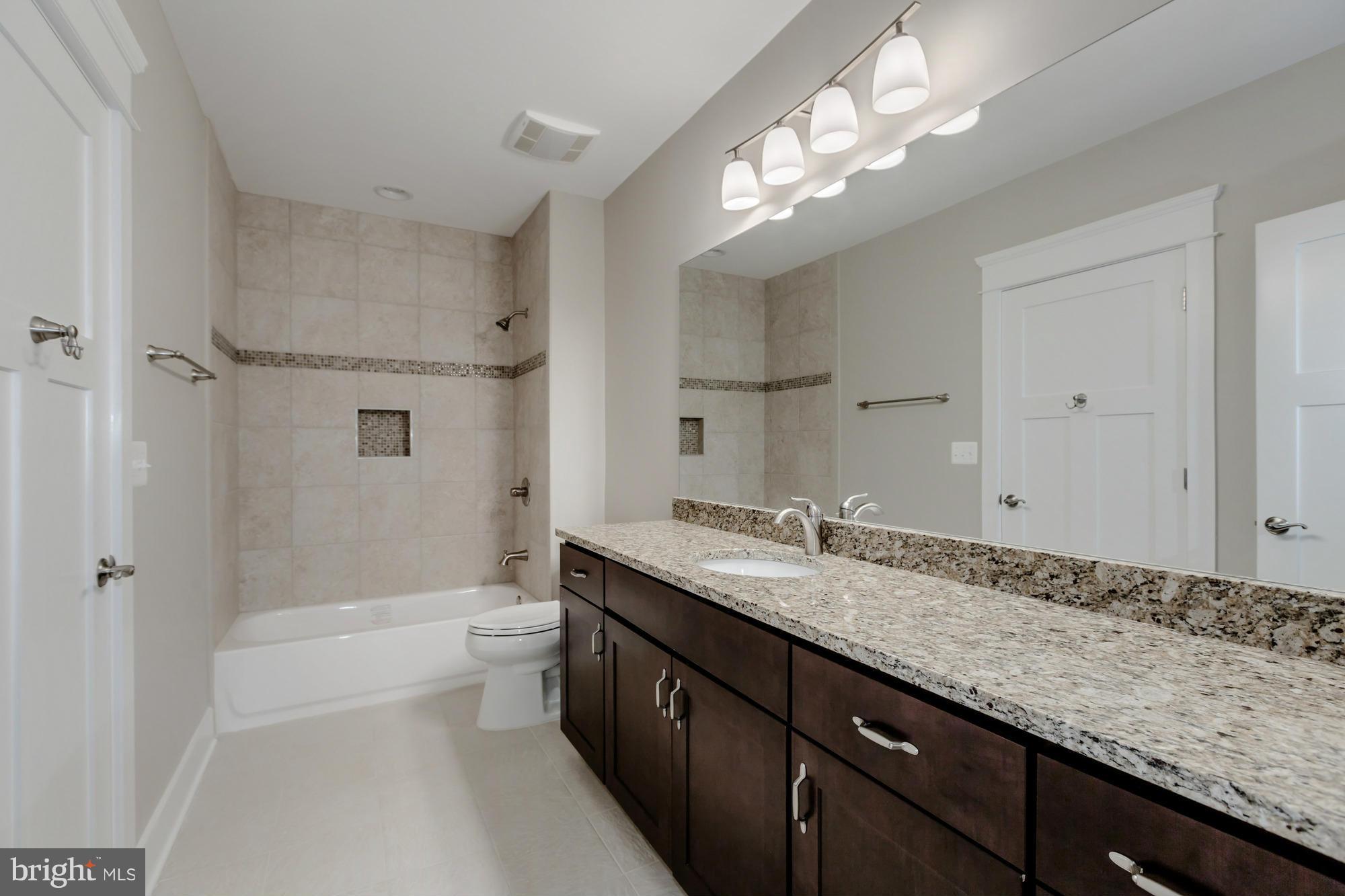 363 Court House Road Southwest Vienna, VA 22180 - Photo 14 of 20 Bath