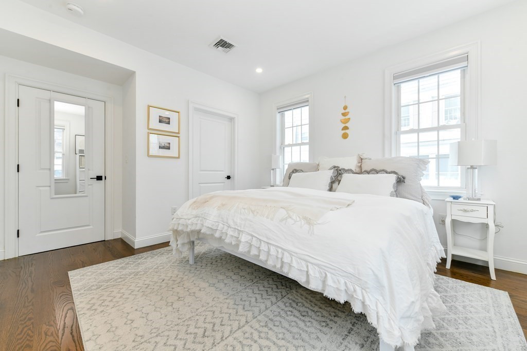 27 Suffolk Street, Unit 2 Chelsea, MA 02150 - Photo 10 of 21