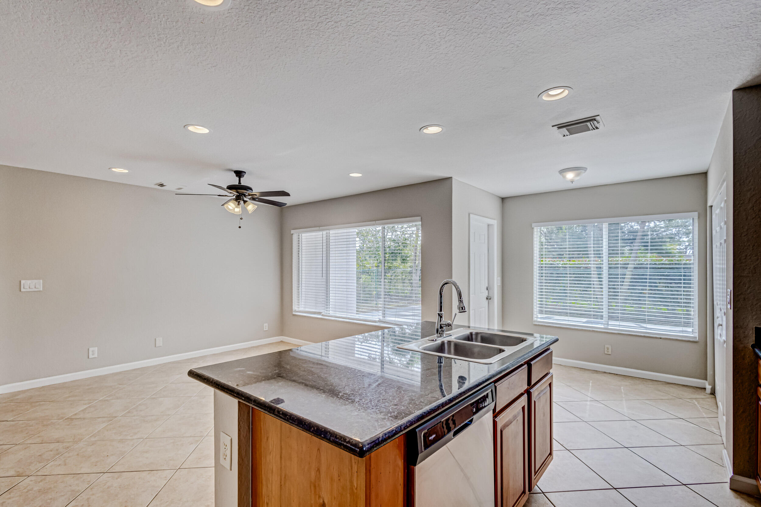 2019 Little Torch Street Riviera Beach, FL 33407 - Photo 17 of 81 20_5d1a4159js