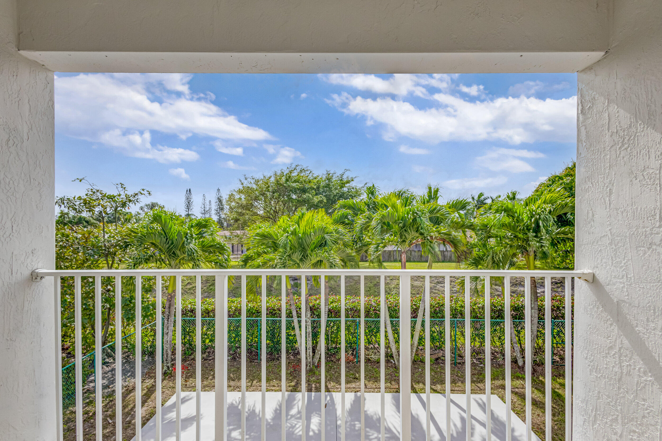 2019 Little Torch Street Riviera Beach, FL 33407 - Photo 36 of 81 39_5d1a4259js
