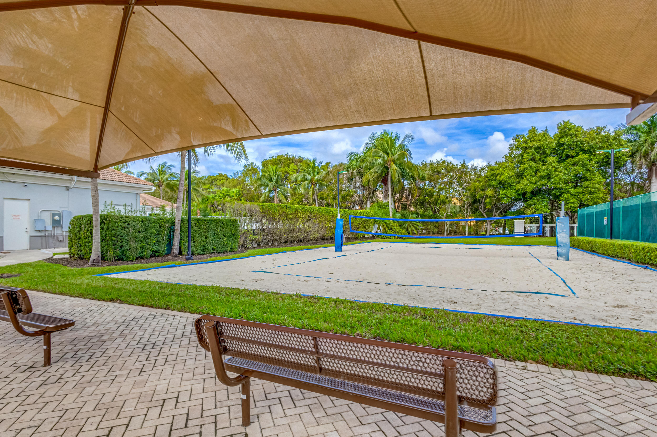 2019 Little Torch Street Riviera Beach, FL 33407 - Photo 54 of 81 59_5d1a4354js