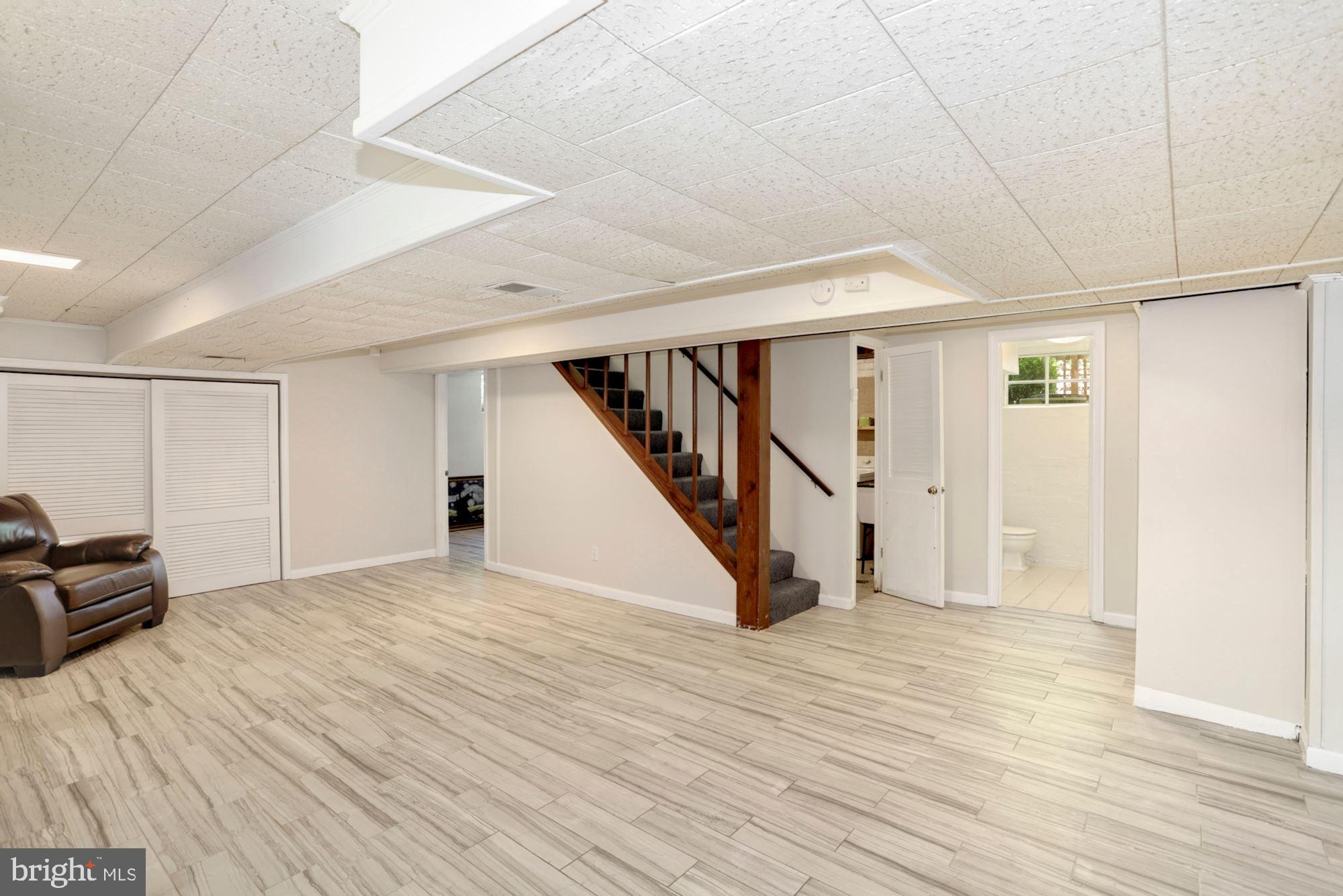 411 Greenbrier Drive Silver Spring, MD 20910 - Photo 16 of 21