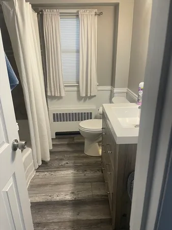 $3,000 | 8 Rock Cliff Road, Unit B, Marblehead, MA 01945