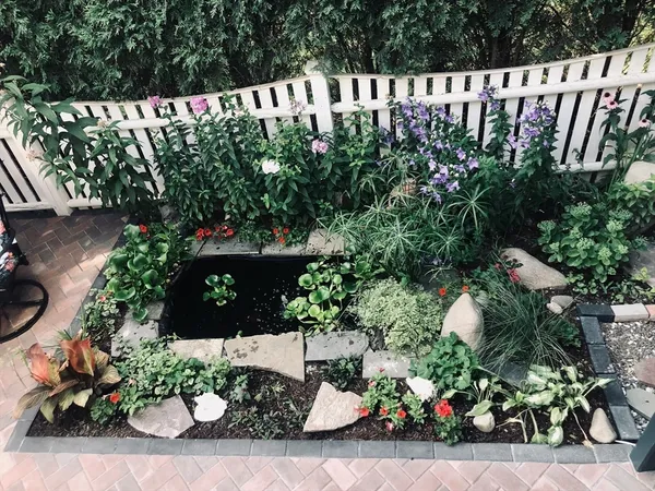 $3,000 | 8 Rock Cliff Road, Unit B, Marblehead, MA 01945