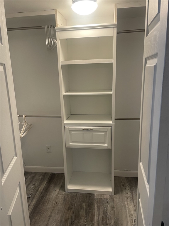 8 Rock Cliff Road, Unit B Marblehead, MA 01945 - Photo 10 of 22