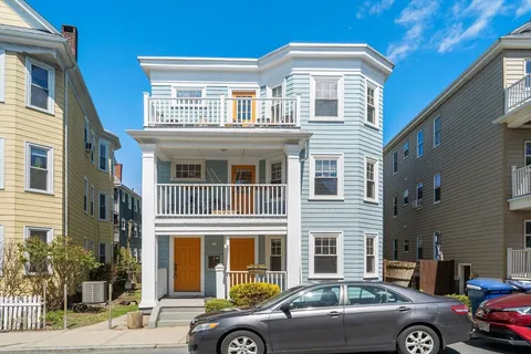 $579,000 | 16 Woodlawn Street, Unit 1, Boston, MA 02130