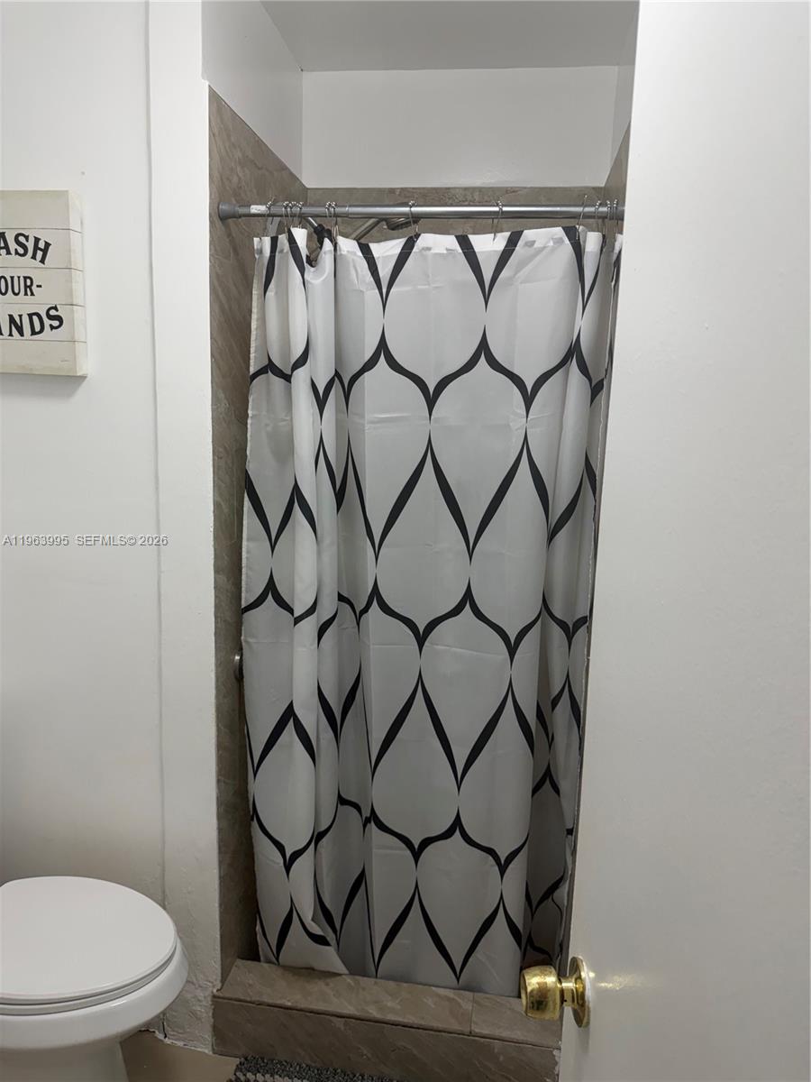 7825 Southwest 127th Court Miami, FL 33183 - Photo 22 of 39