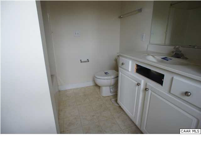 142 Ridge Spring Road Scottsville, VA 24590 - Photo 11 of 16 Gallery Image 11
