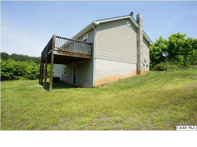 142 Ridge Spring Road Scottsville, VA 24590 - Photo 4 of 16 Gallery Image 4