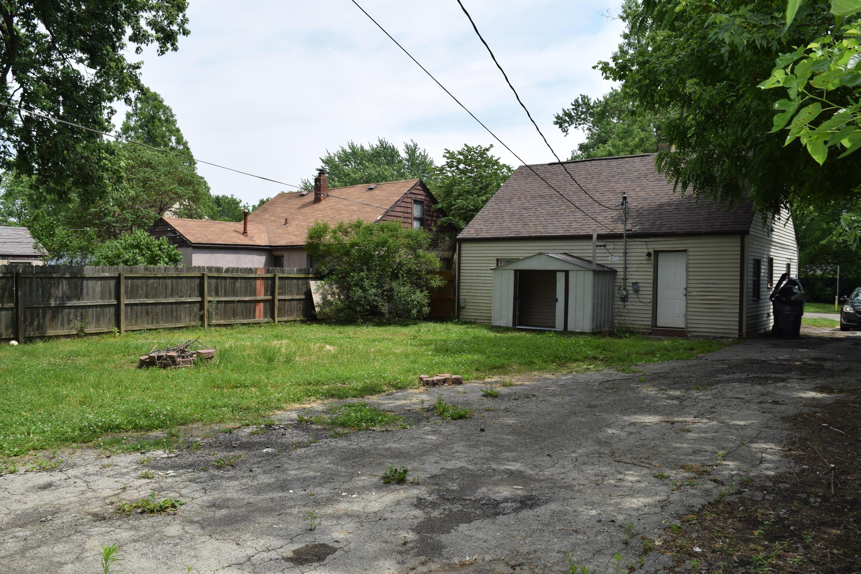 2034 Ferris Road Columbus, OH 43224 - Photo 2 of 14