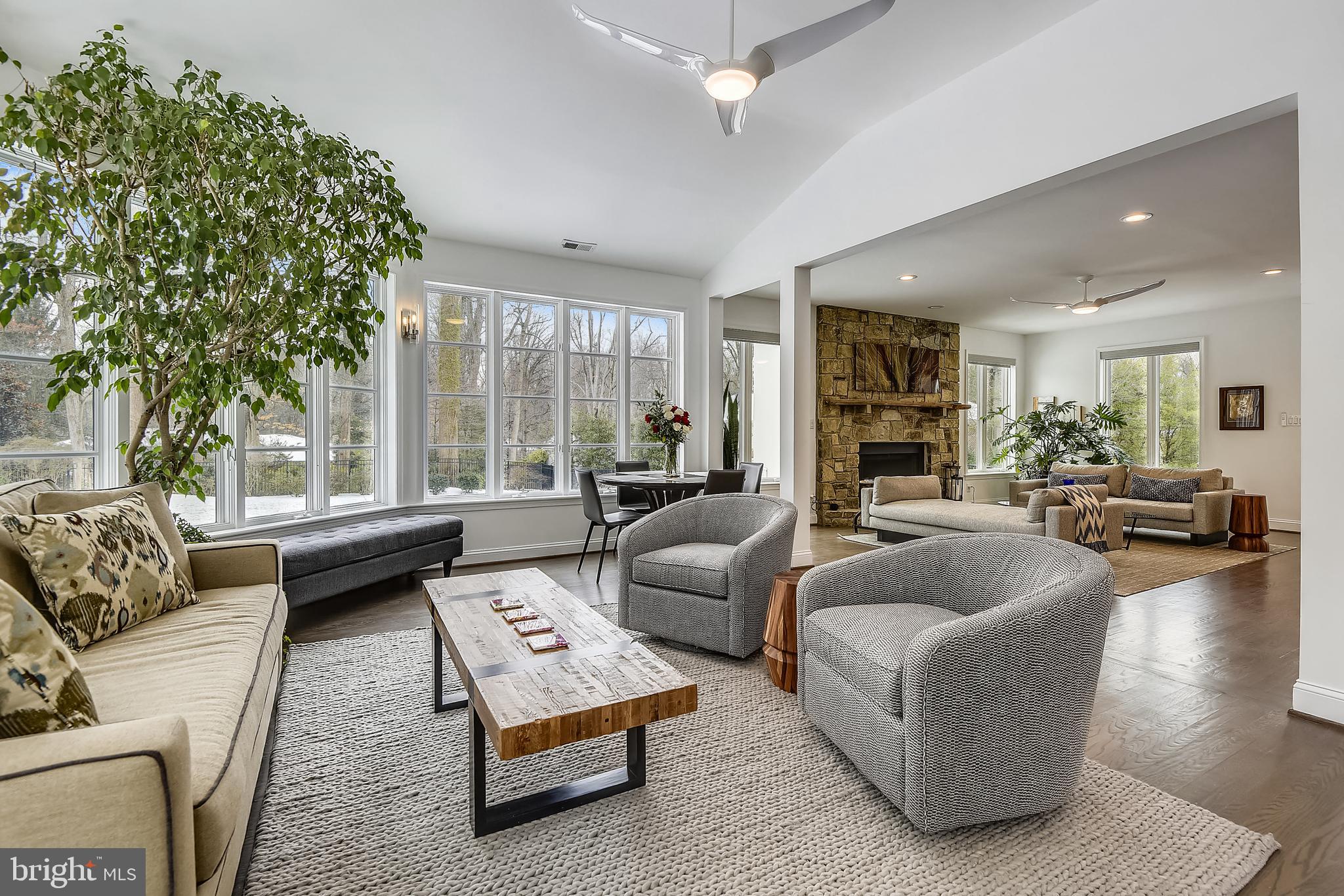 8907 Burdette Road Bethesda, MD 20817 - Photo 20 of 48 Sun-Filled Morning Room