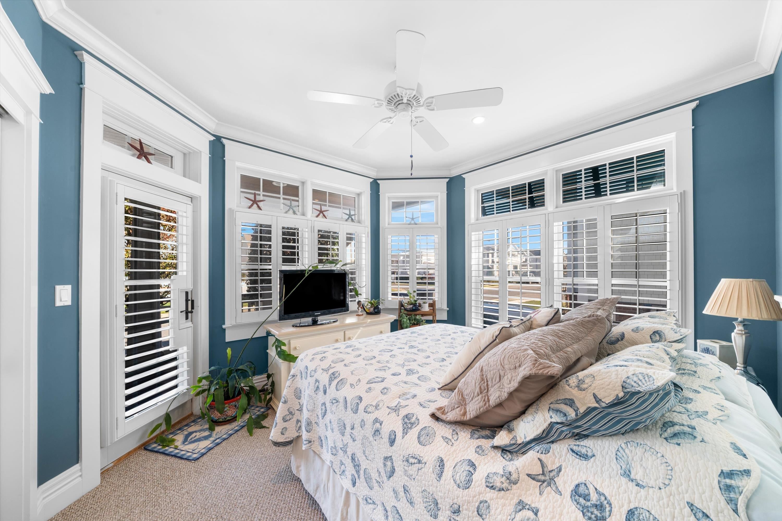 8600 2nd Stone Harbor, NJ 08247 - Photo 33 of 45