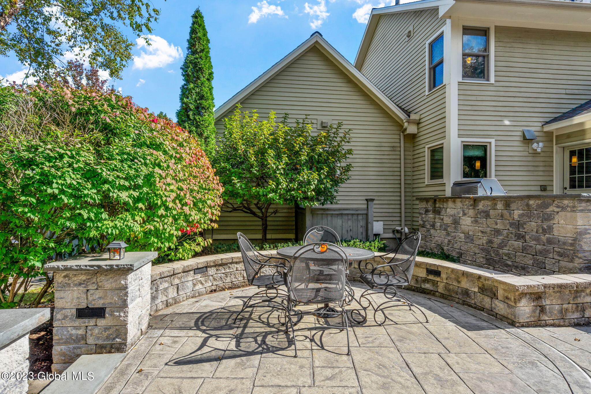 216 Shaker Ridge Drive Colonie, NY 12309 - Photo 11 of 71 18-web-or-mls-216-shaker-ridge-dr