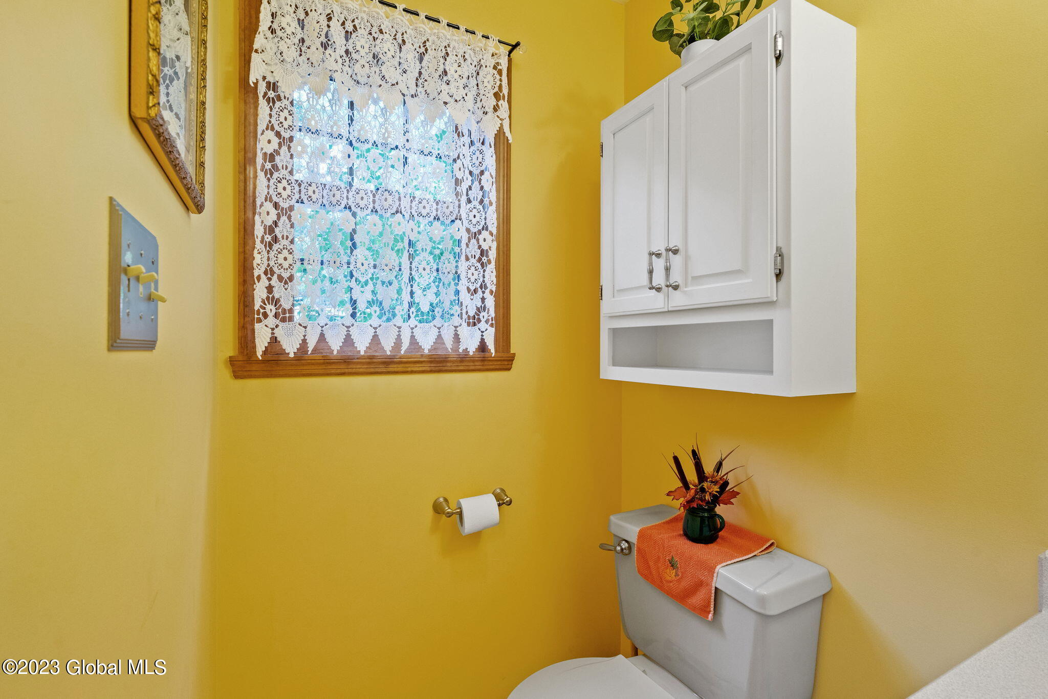 216 Shaker Ridge Drive Colonie, NY 12309 - Photo 19 of 71 54-web-or-mls-216-shaker-ridge-dr