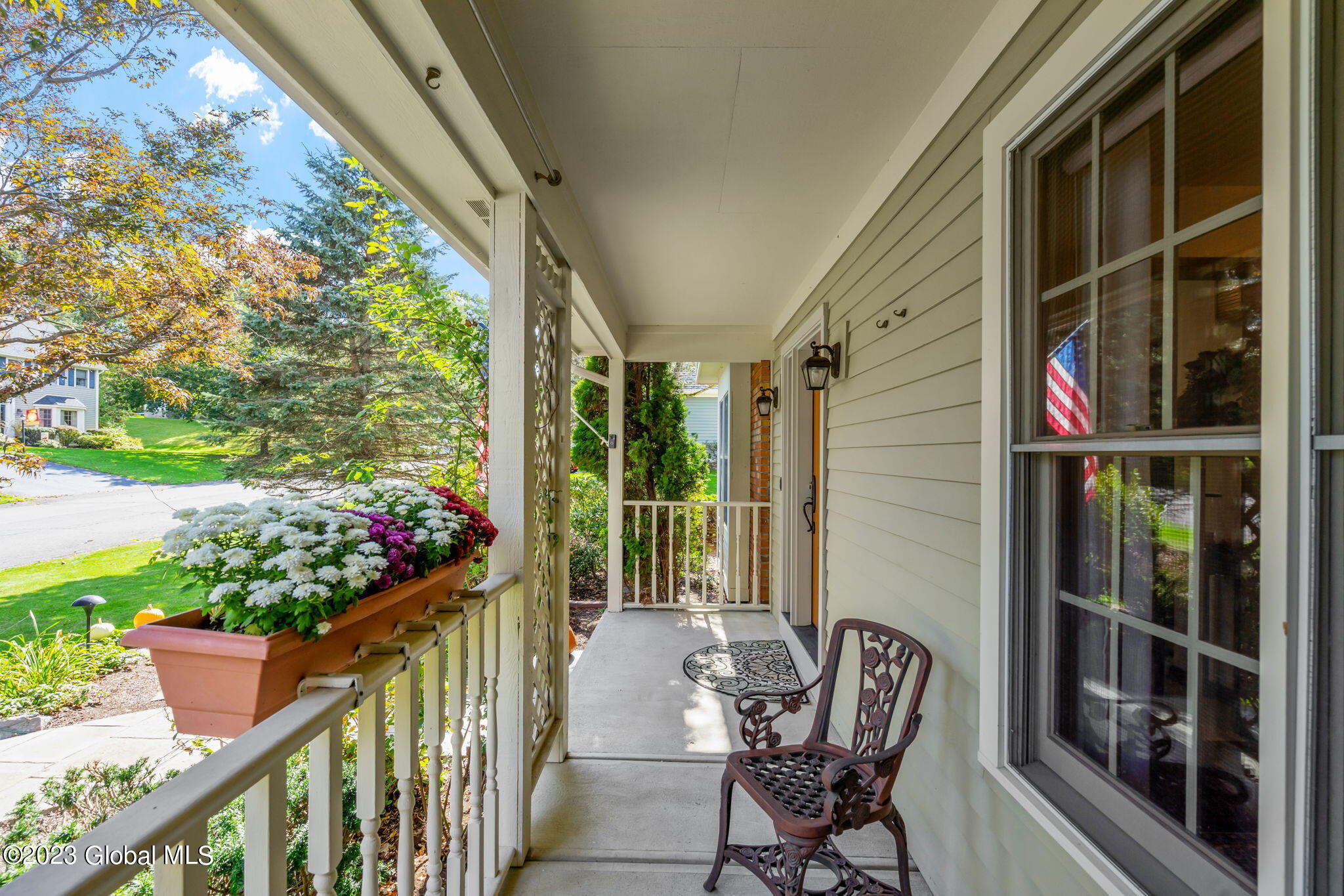 8-web-or-mls-216-shaker-ridge-dr
