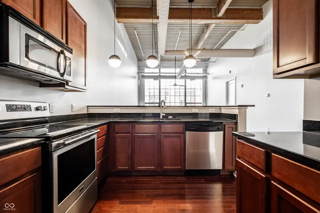 $410,000 | 630 North College Avenue, Unit 404, Indianapolis, IN 46204