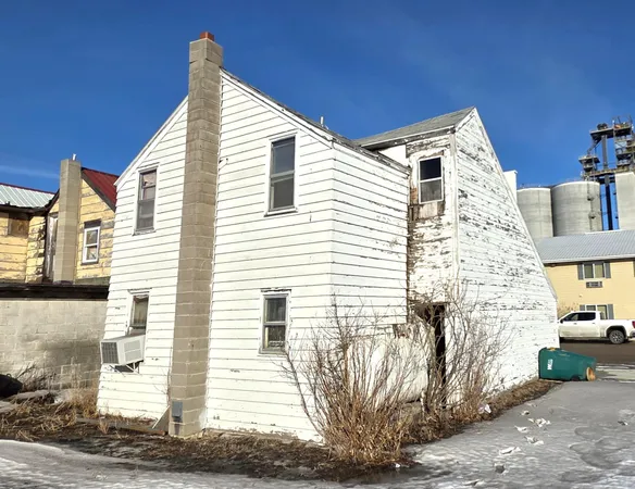 $45,000 | 41 Center Avenue South, Mayville, ND 58257