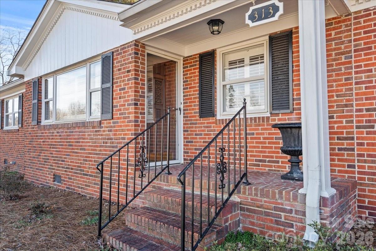 313 Pigg Street Pageland, SC 29728 - Photo 5 of 45