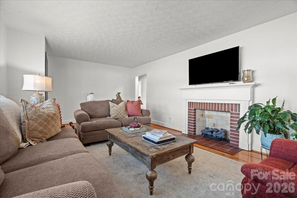 313 Pigg Street Pageland, SC 29728 - Photo 6 of 45