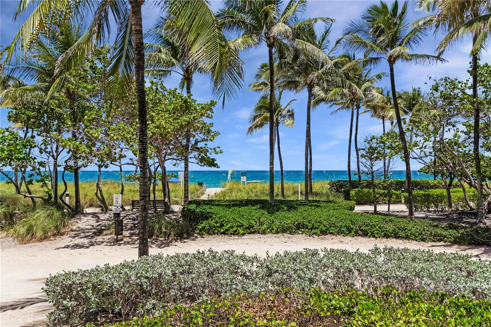 10155 Collins Avenue, Unit 606 Bal Harbour, FL 33154 - Photo 41 of 48