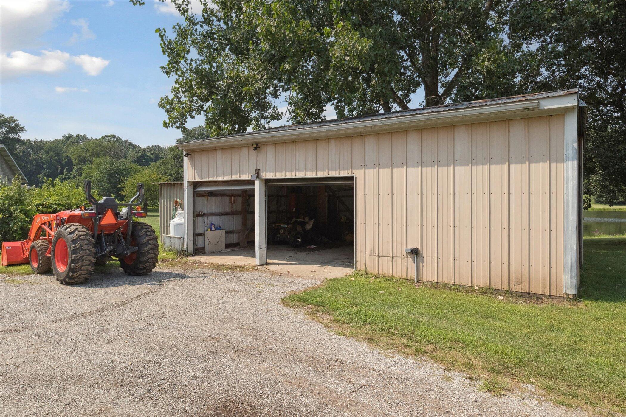 51202 O Keefe Road Dowagiac, MI 49047 - Photo 31 of 66 Garage/Pole Barn
