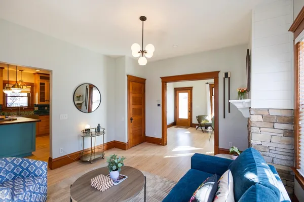 $494,900 | 210 South 6th Street, Mount Horeb, WI 53572