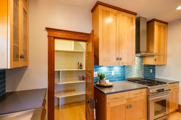 $494,900 | 210 South 6th Street, Mount Horeb, WI 53572