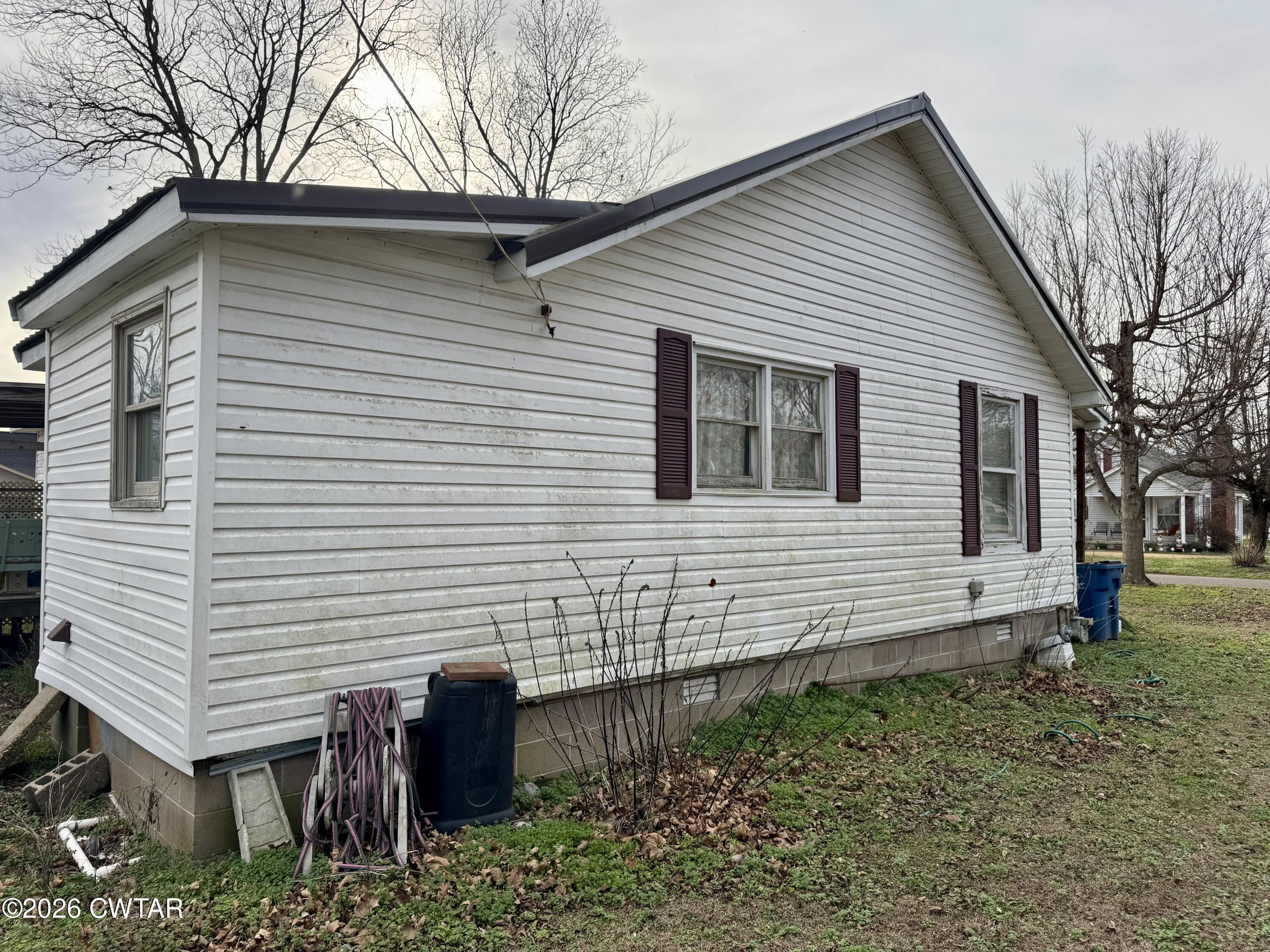 112 Jones Street Finley, TN 38030 - Photo 5 of 8 IMG_1904