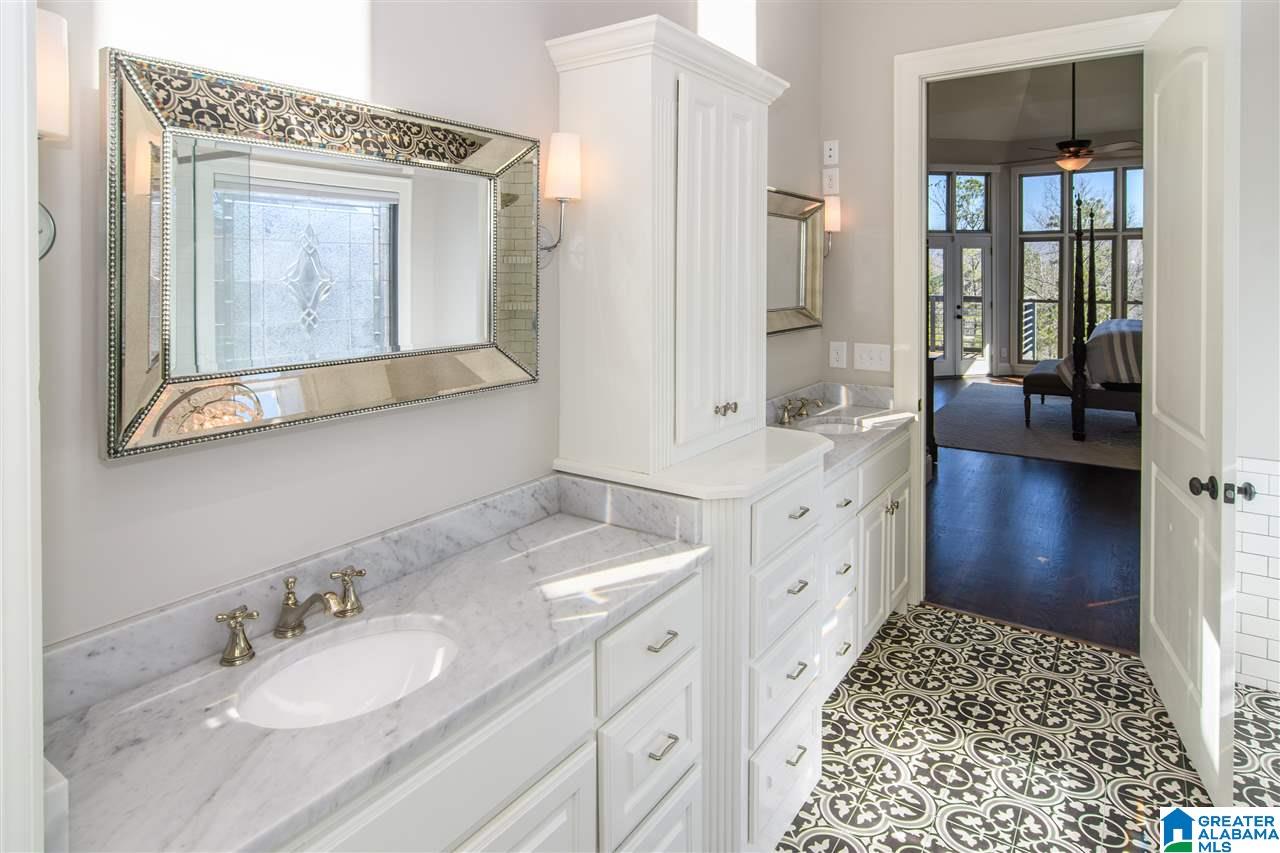 2014 Springhill Court Birmingham, AL 35242 - Photo 25 of 50
