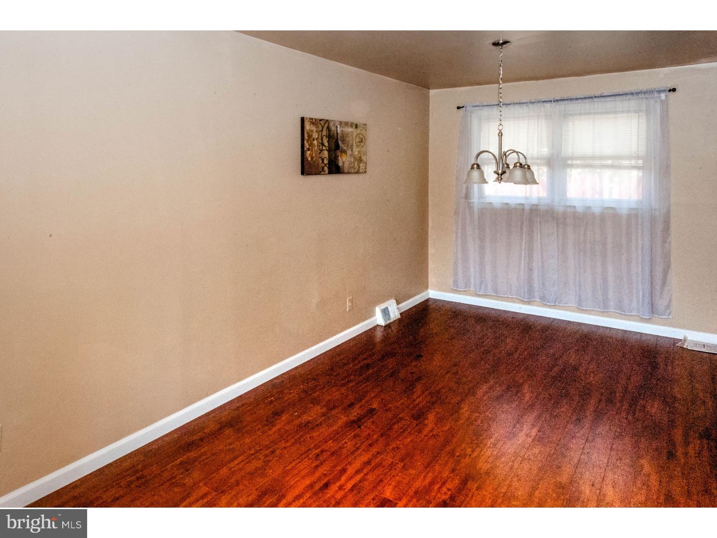 1133 Norwalk Road Philadelphia, PA 19115 - Photo 6 of 13 Dining Room