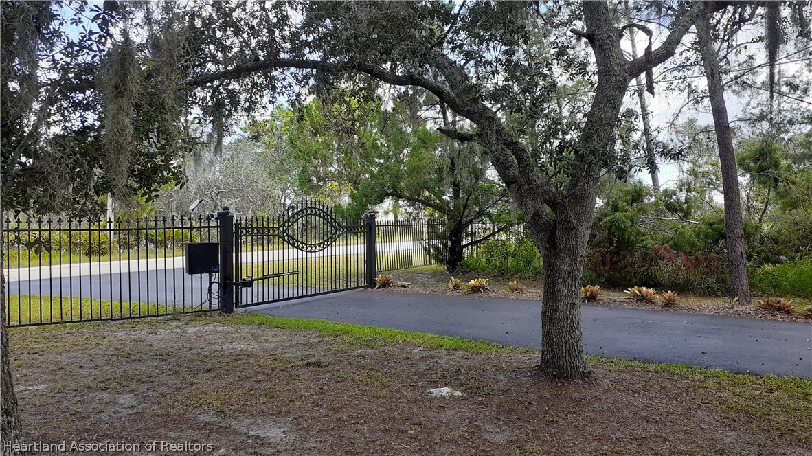 10710 Payne Road Sebring, FL 33875 - Photo 4 of 36 Gallery Image 4