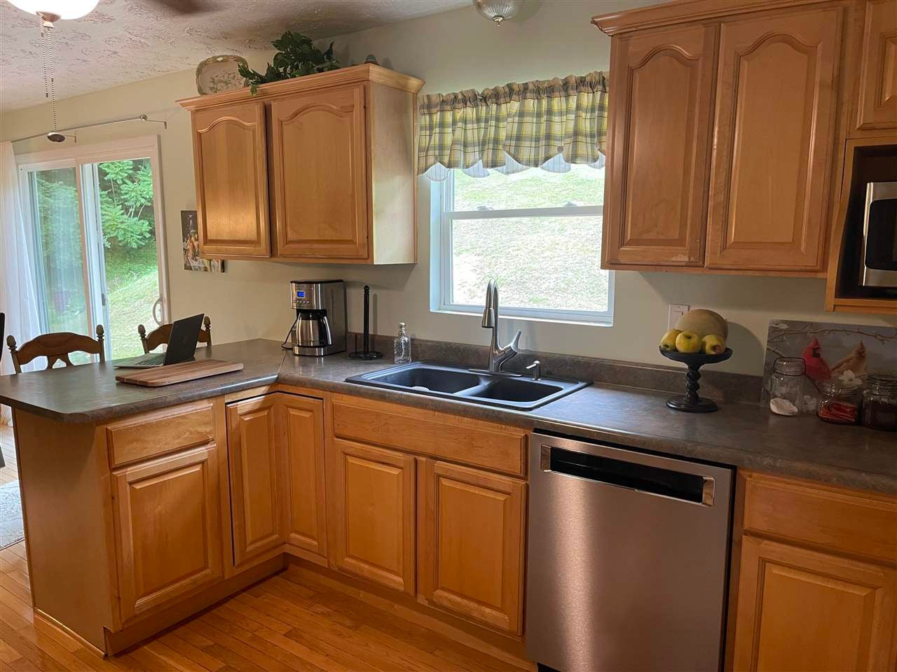 345 Sugar Branch Road Wayne, WV 25570 - Photo 3 of 21 Gallery Image 3