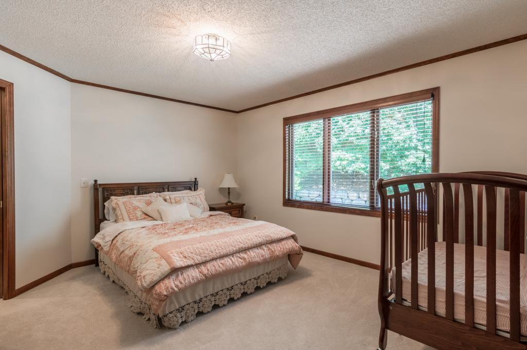 6519 Dakota Trail Edina, MN 55439 - Photo 26 of 31